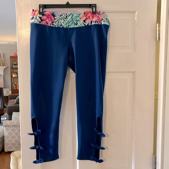 Lilly Pulitzer Leggings.  size xl. like new - Picture 1 of 4